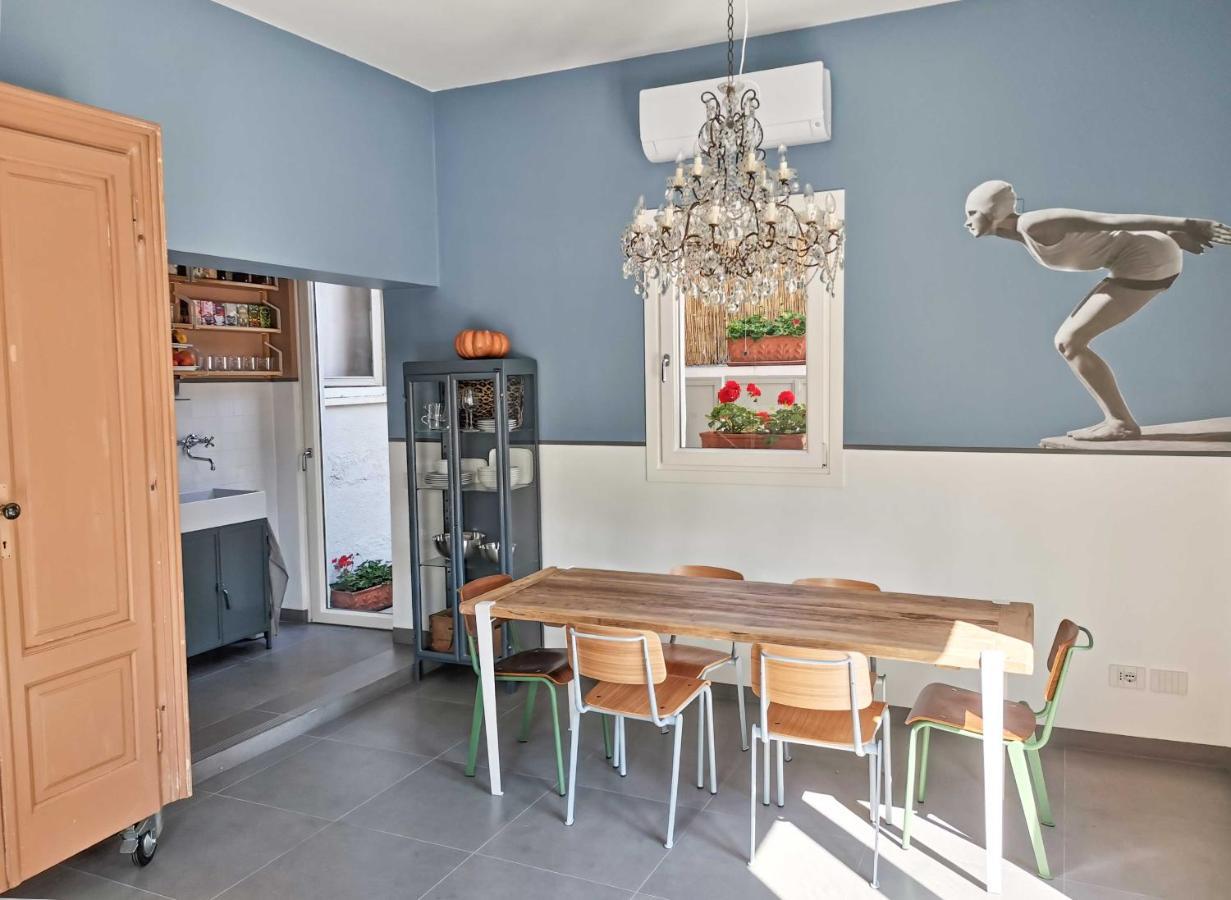 Casa Sebina - Your Design Home On The Lake - 3 Bathrooms 3 Bedrooms Дезенцано-дель-Гарда Екстер'єр фото