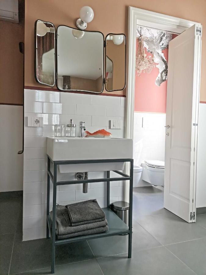 Casa Sebina - Your Design Home On The Lake - 3 Bathrooms 3 Bedrooms Дезенцано-дель-Гарда Екстер'єр фото