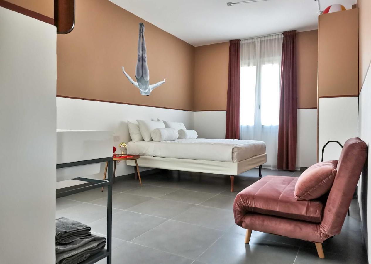 Casa Sebina - Your Design Home On The Lake - 3 Bathrooms 3 Bedrooms Дезенцано-дель-Гарда Екстер'єр фото